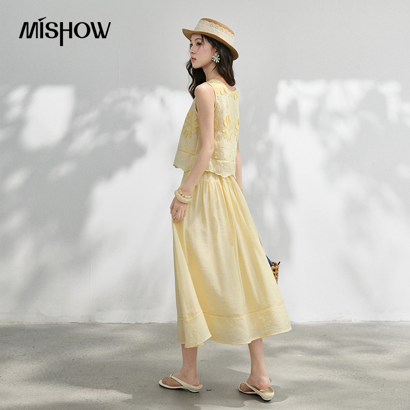 MISHOW French Floral Embroider - Midi Skirt Floral reseña y precio