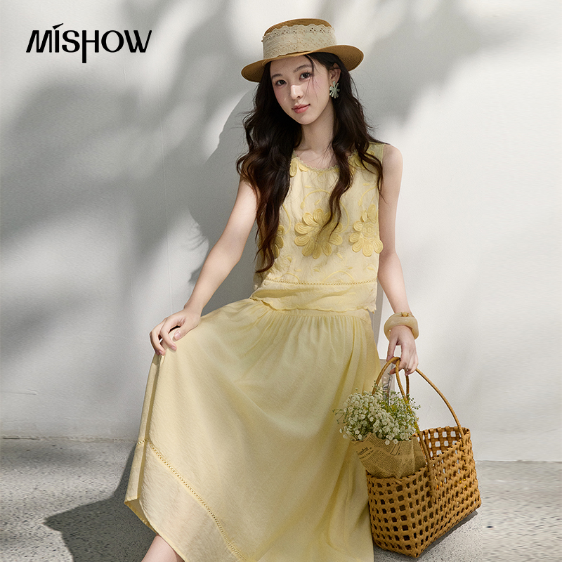MISHOW French Floral Embroider - Midi Skirt Floral reseña y precio